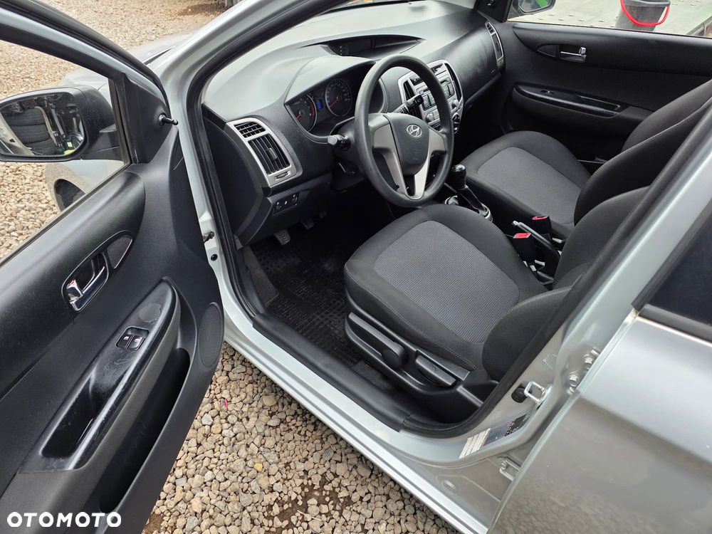 Hyundai i20 1.25 Classic - 10
