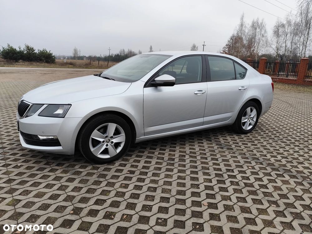 Skoda Octavia 1.4 TSI Ambition - 8