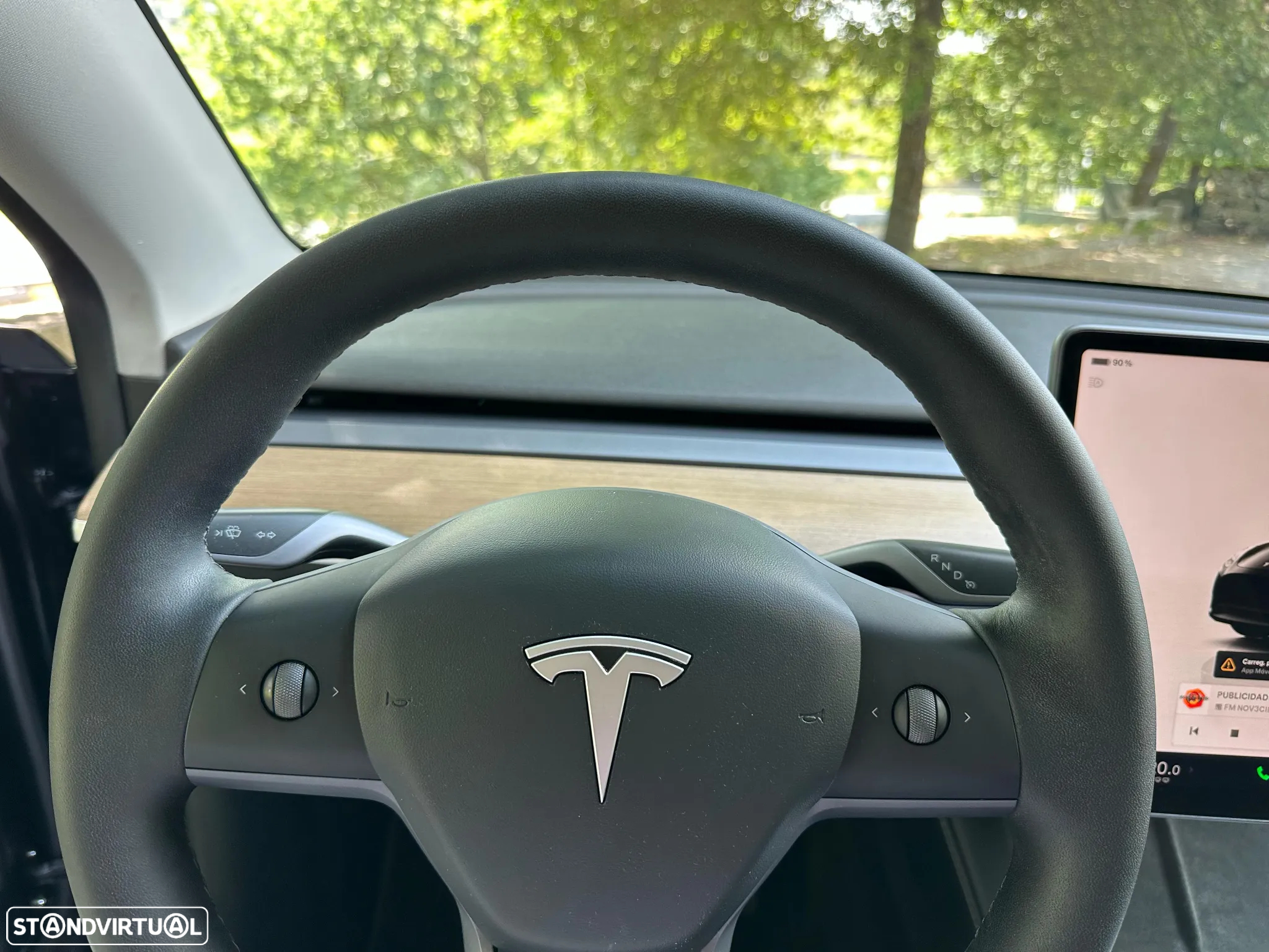 Tesla Model Y Long Range Dual Motor AWD - 23