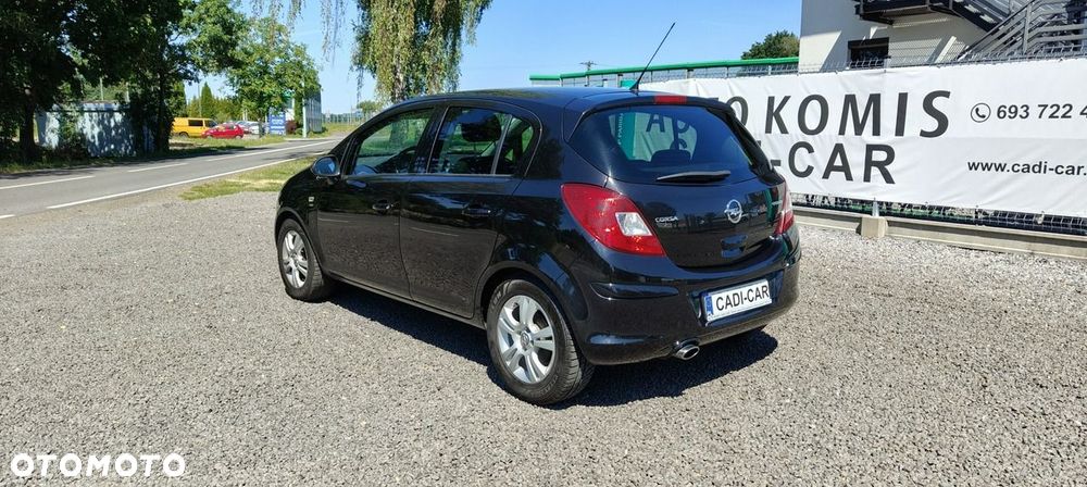 Opel Corsa 1.2 16V Edition / Active - 6