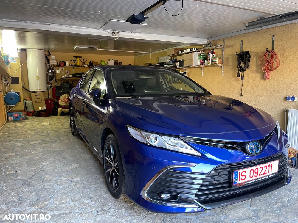 Toyota Camry 2.5 Exclusive - 2