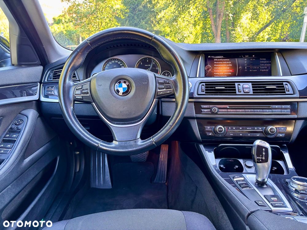BMW Seria 5 520d - 13