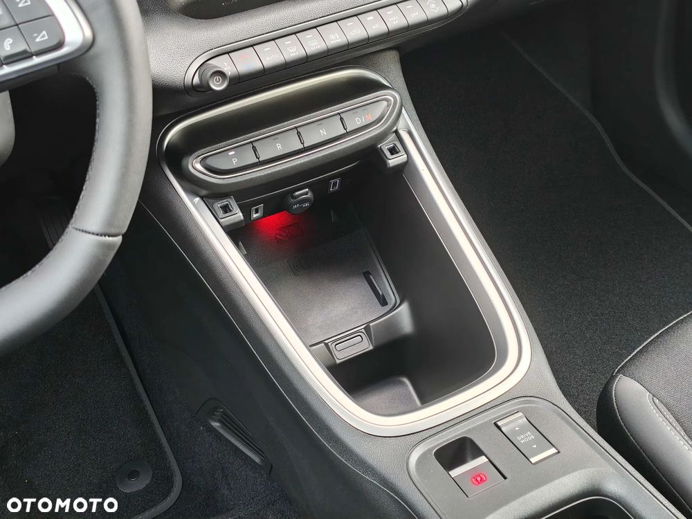 Jeep Avenger 1.2 T3 mHEV Summit FWD eDCT6 - 20