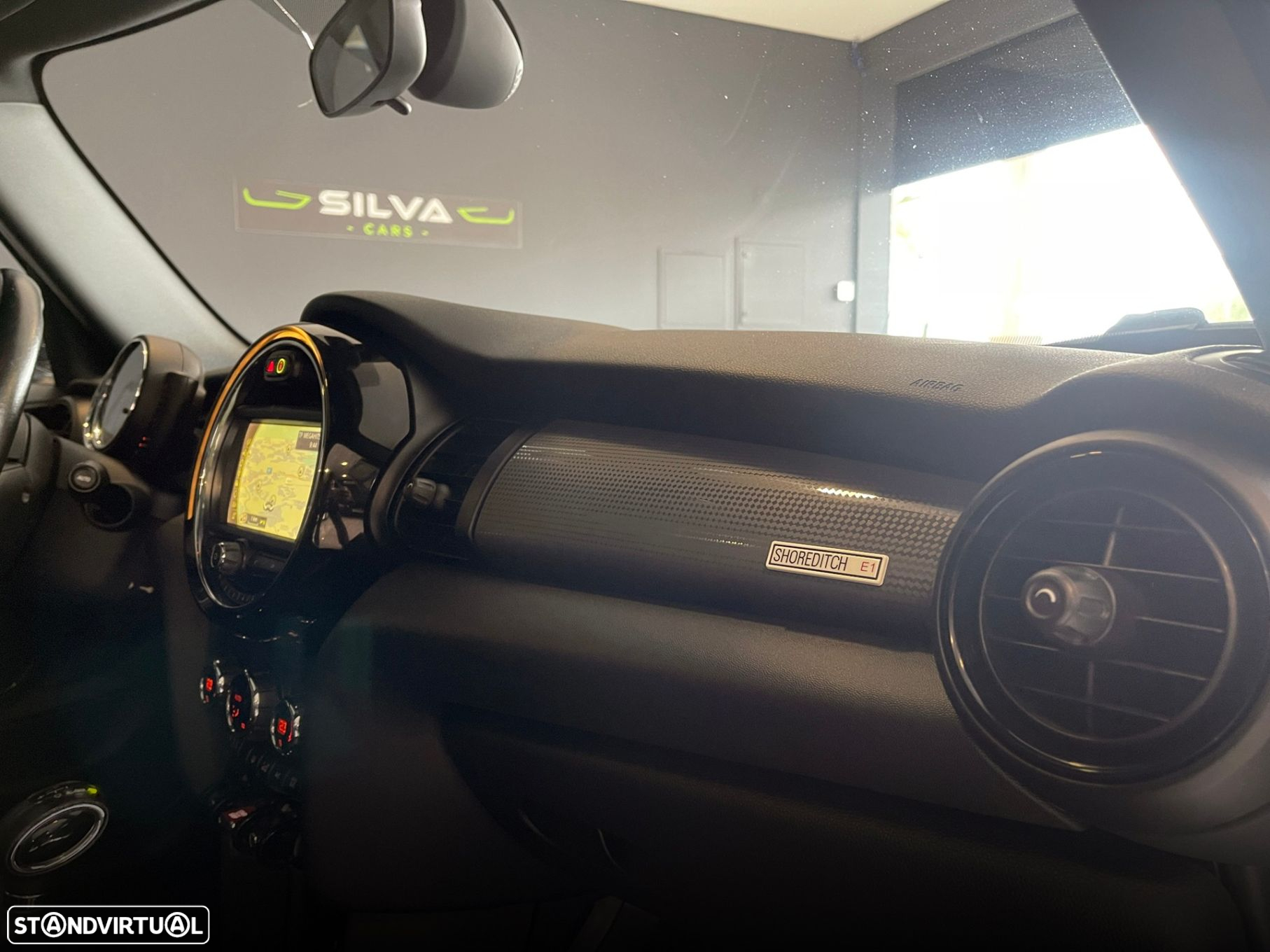 MINI 5 Portas Cooper D Aut. Seven - 11