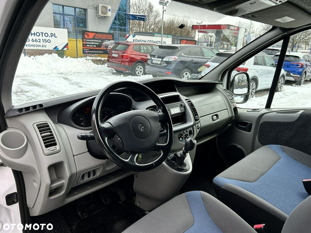 Renault Trafic - 11