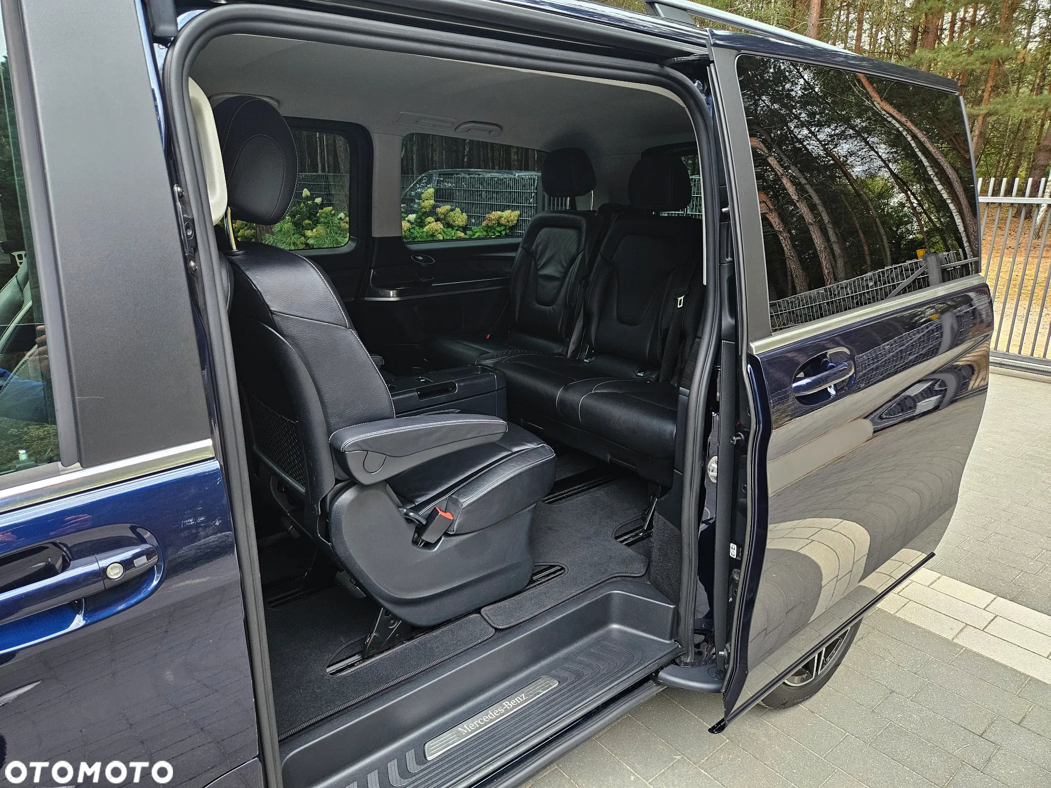 Mercedes-Benz Klasa V 250 d 4-Matic Avantgarde 9G-Tronic (d³ugi) - 21
