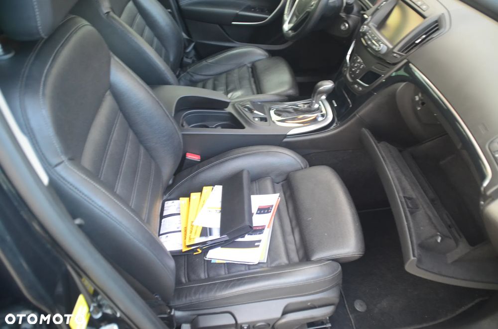 Opel Insignia 1.6 ECOTEC DI Turbo Touer Business Innovation - 11