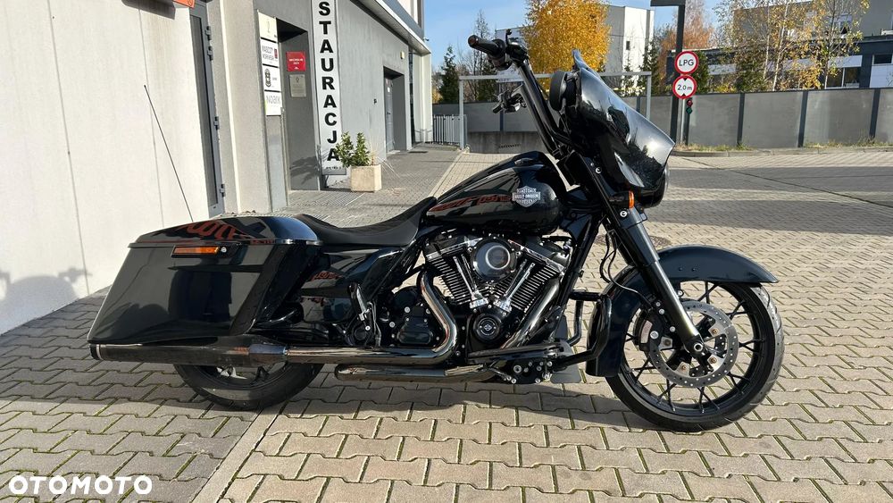 Harley-Davidson Touring Street Glide - 6