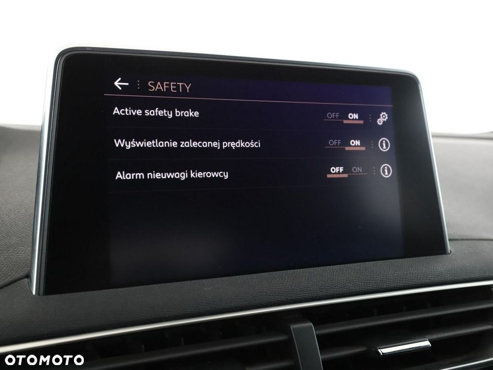 Peugeot 3008 2.0 BlueHDi Allure S&S - 26