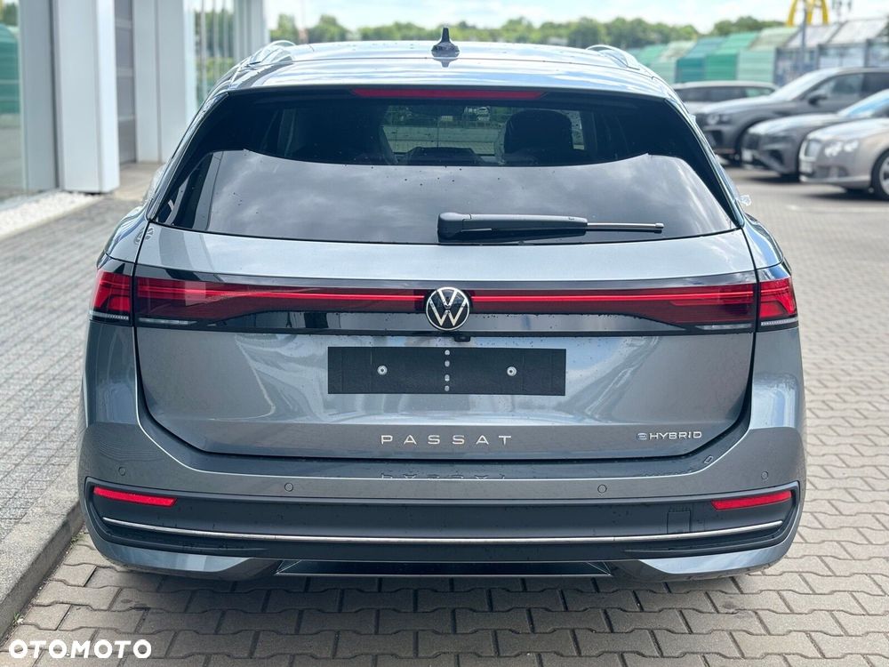 Volkswagen Passat Variant - 7