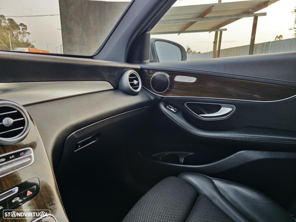 Mercedes-Benz GLC 220 d 4Matic 9G-TRONIC Exclusive - 28
