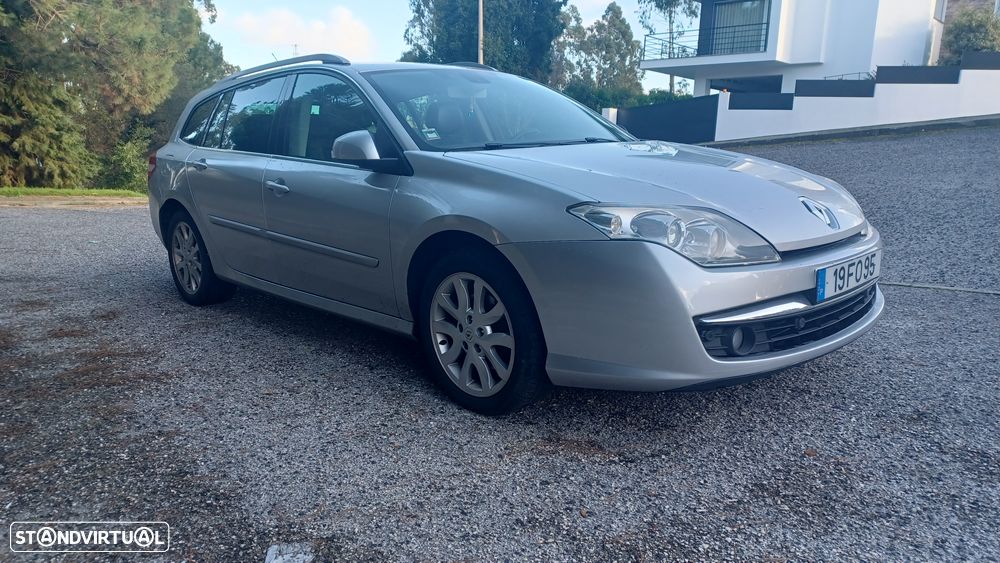 Renault Laguna Break 2.0 dCi Dynamique S - 12