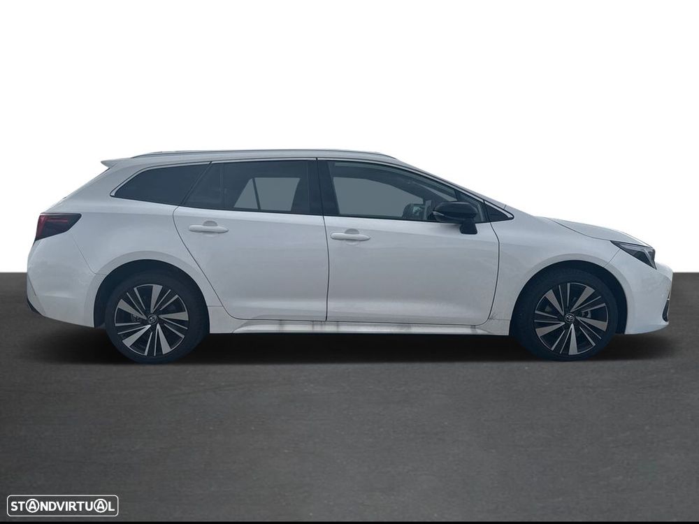 Toyota Corolla Touring Sports - 3