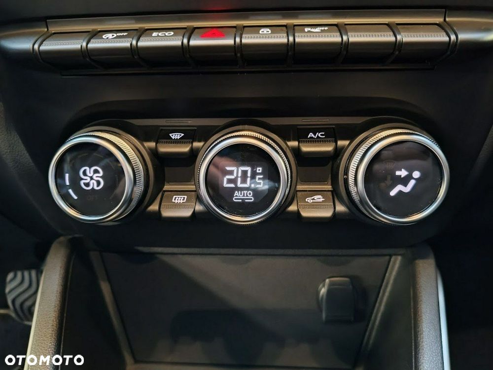 Dacia Duster 1.6 SCe Prestige - 27