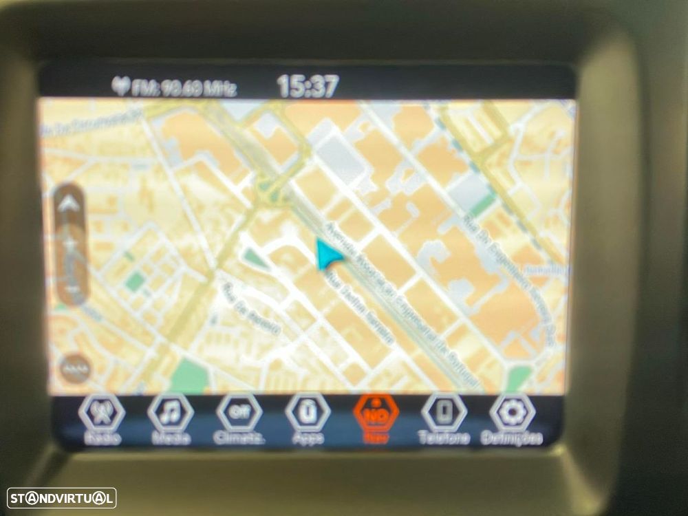Jeep Compass 1.3 T Longitude - 12