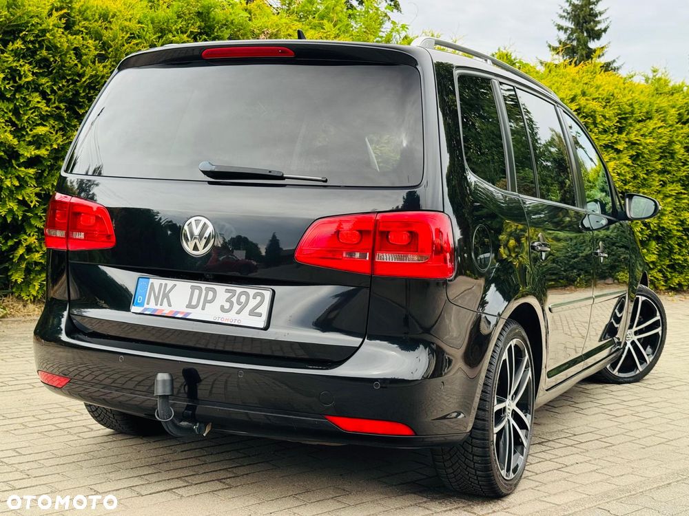 Volkswagen Touran 2.0 TDI DPF Highline DSG - 12
