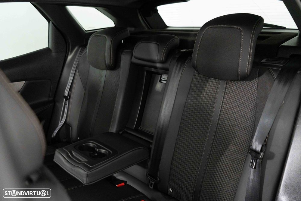 Peugeot 3008 1.6 Hybrid4 GT e-EAT8 - 9