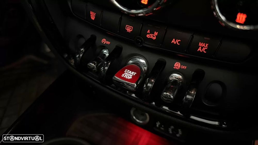 MINI Clubman One D - 29