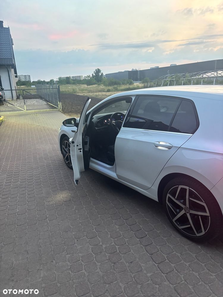 Volkswagen Golf 1.5 TSI EVO Style - 4