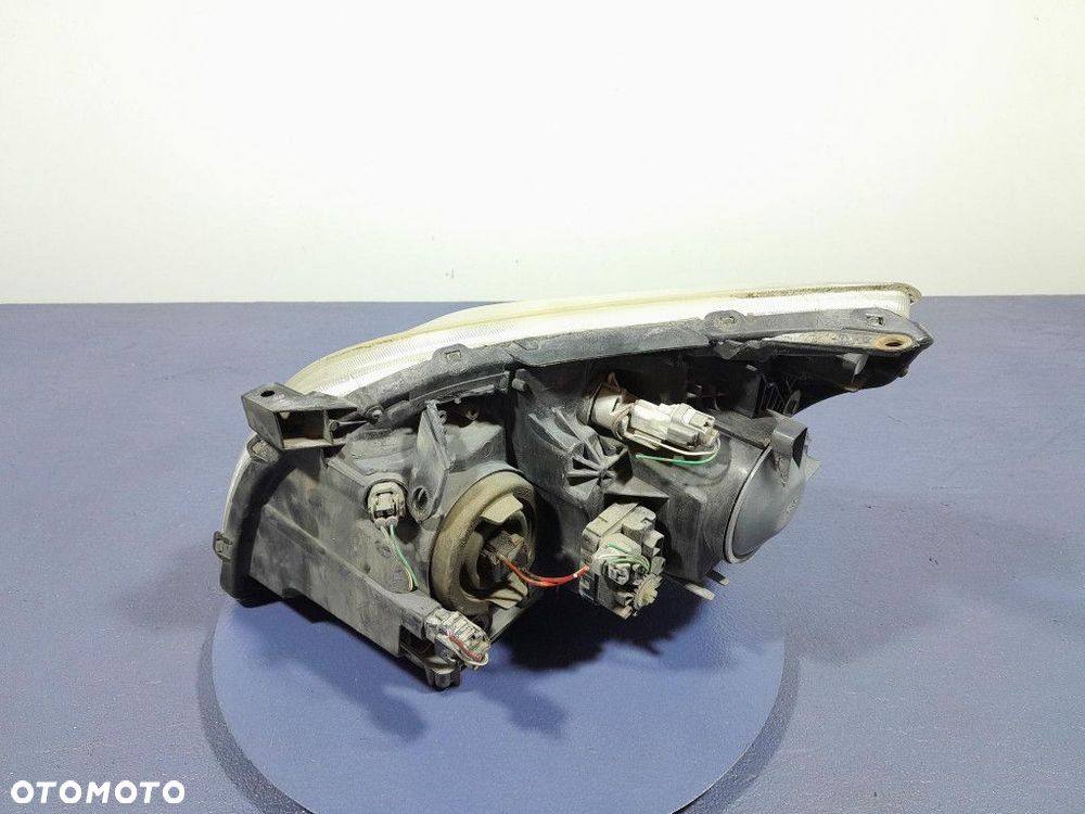 TOYOTA AVENSIS II T25 LIFT 06- REFLEKTOR PRAWY - 6