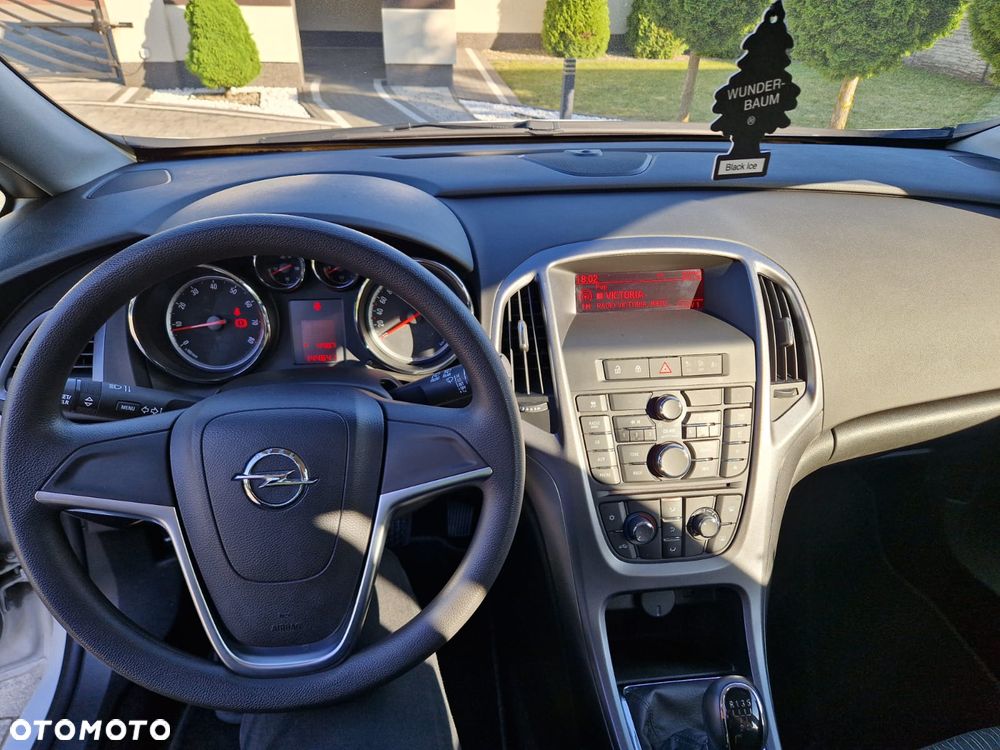 Opel Astra 1.6 Enjoy EU6 - 29