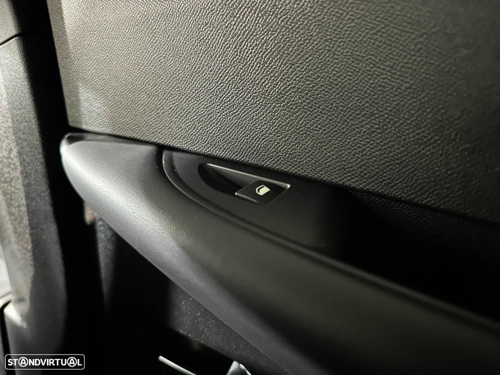 DS DS3 Crossback E-Tense Performance Line - 26