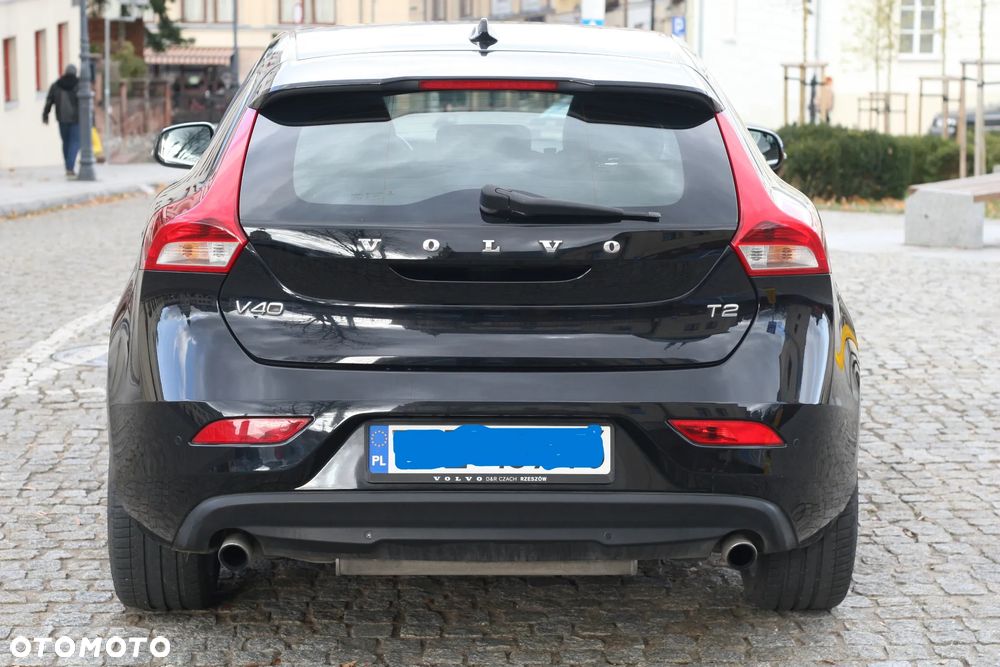 Volvo V40 T2 Momentum - 7