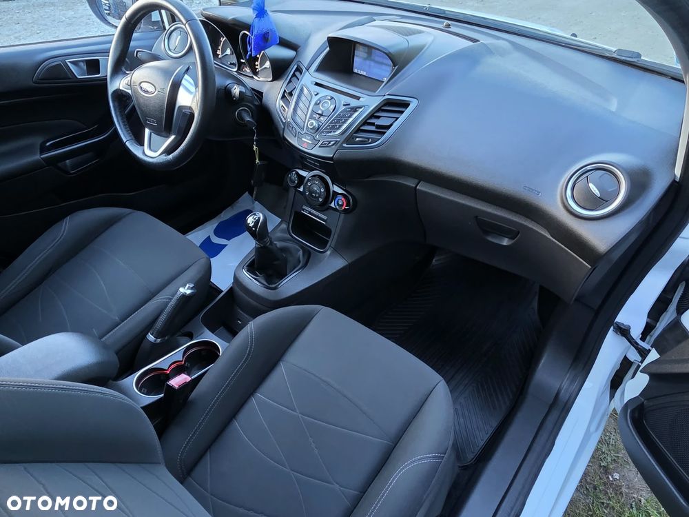 Ford Fiesta - 13