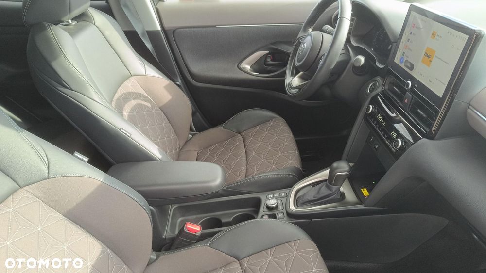 Toyota Yaris Cross - 10