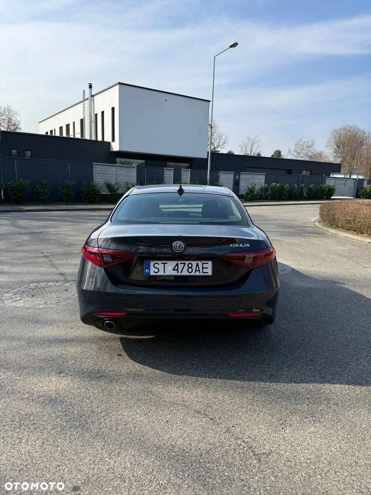 Alfa Romeo Giulia - 14