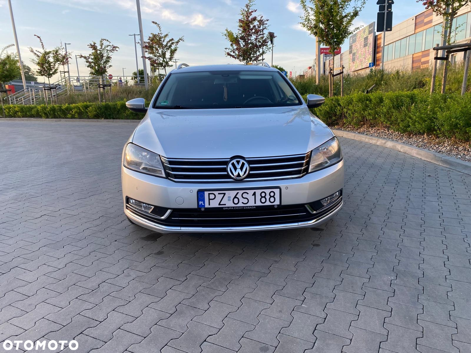 Volkswagen Passat 2.0 TDI Highline DSG - 2