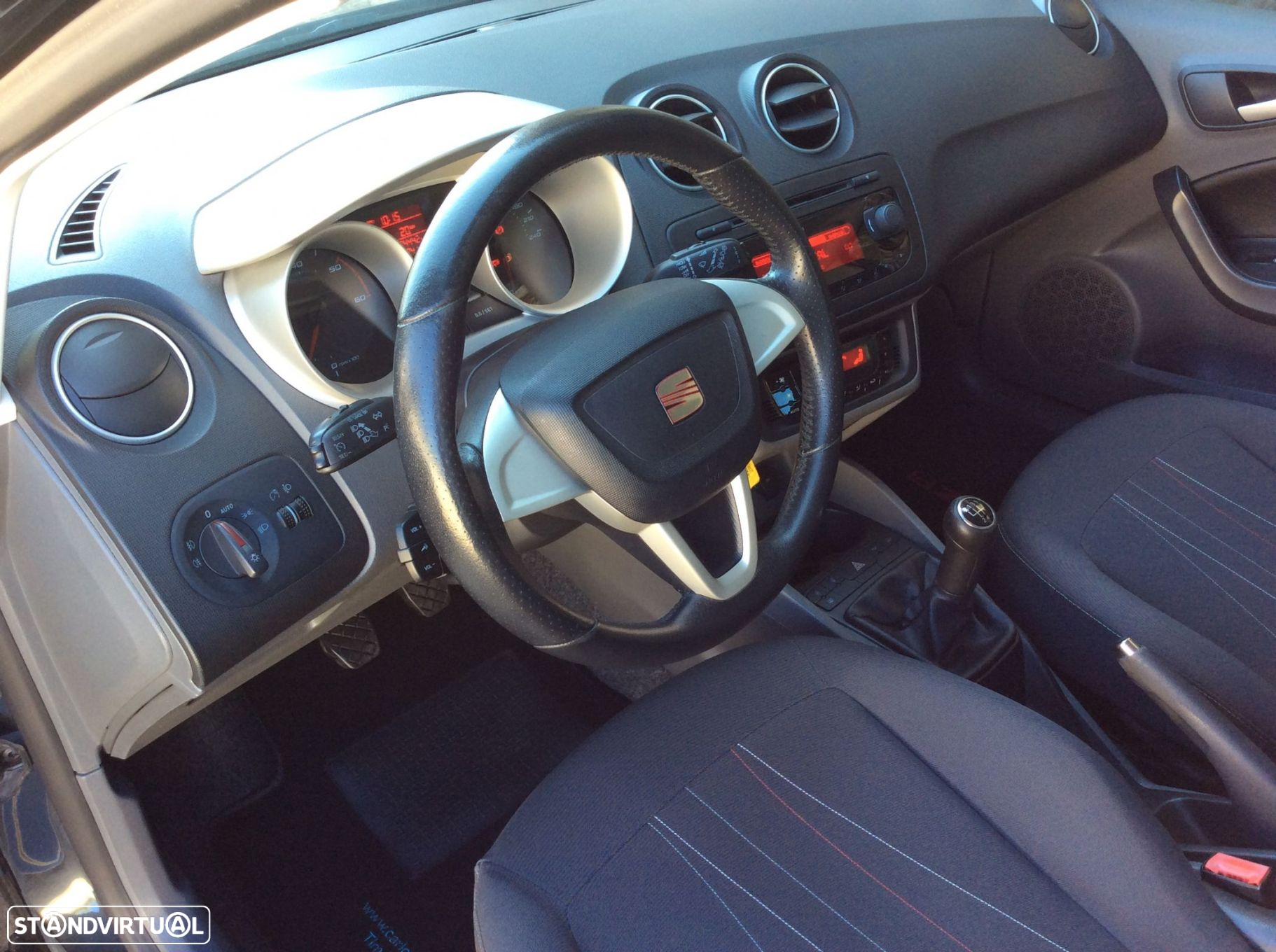 SEAT Ibiza 1.6 TDI Style - 28