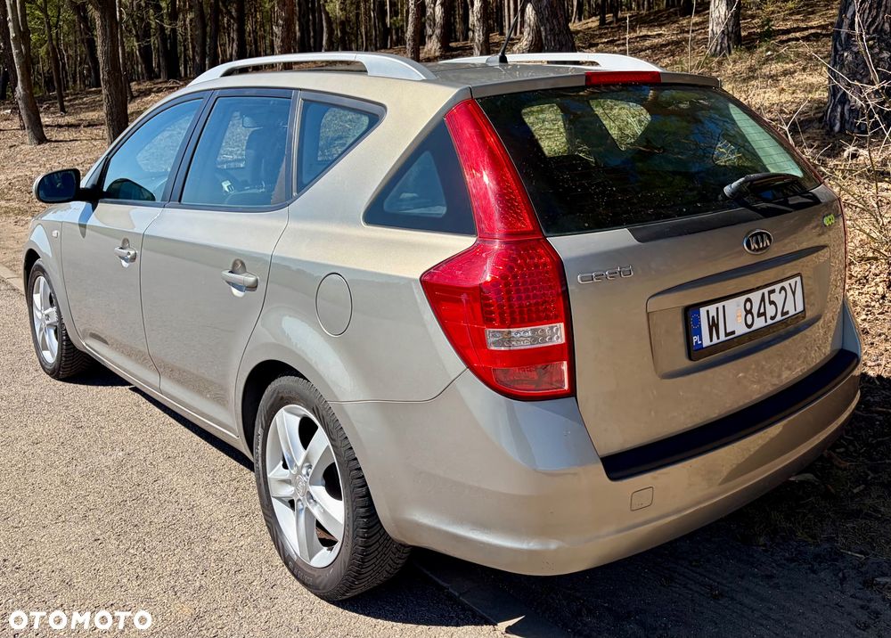 Kia Ceed 1.4 Comfort + - 3