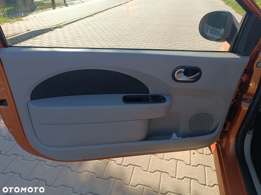 Renault Twingo 1.2 16V Elysee - 27