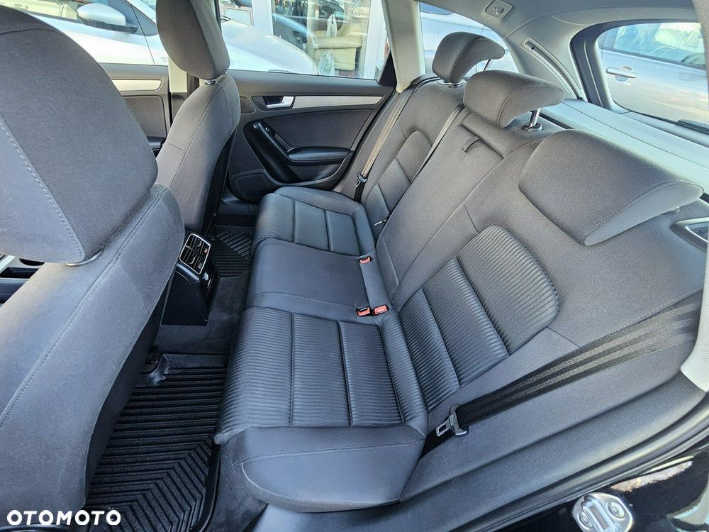 Audi A4 Avant 2.0 TDI 116g DPF Ambiente - 29