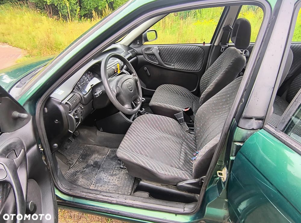 Opel Astra - 10