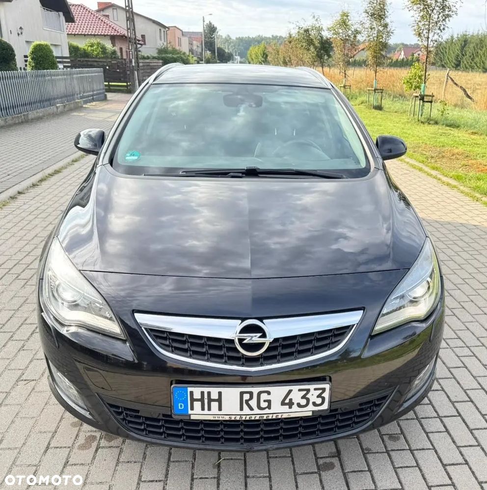 Opel Astra IV 2.0 CDTI Cosmo - 4