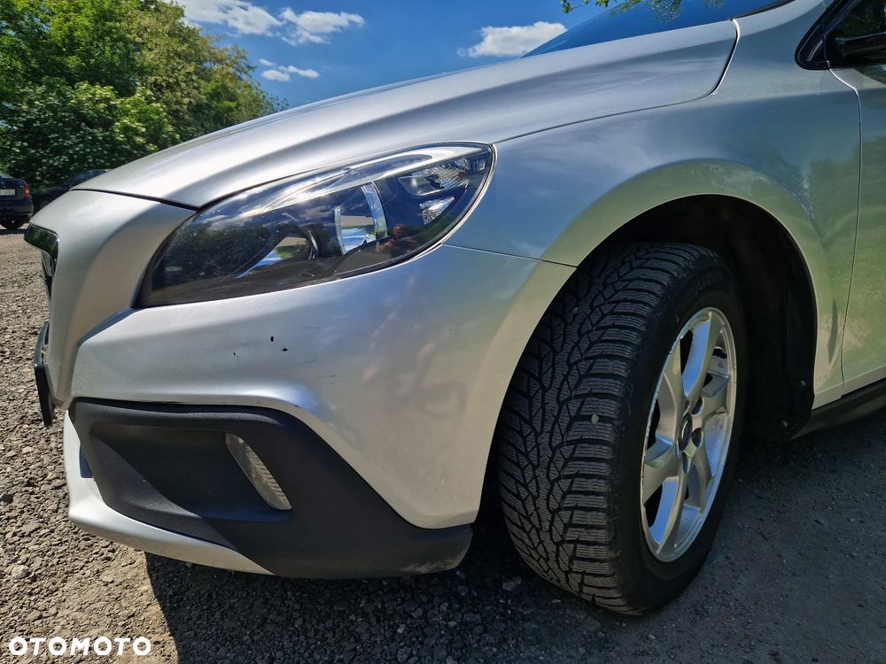 Volvo V40 D2 Drive-E Momentum - 12