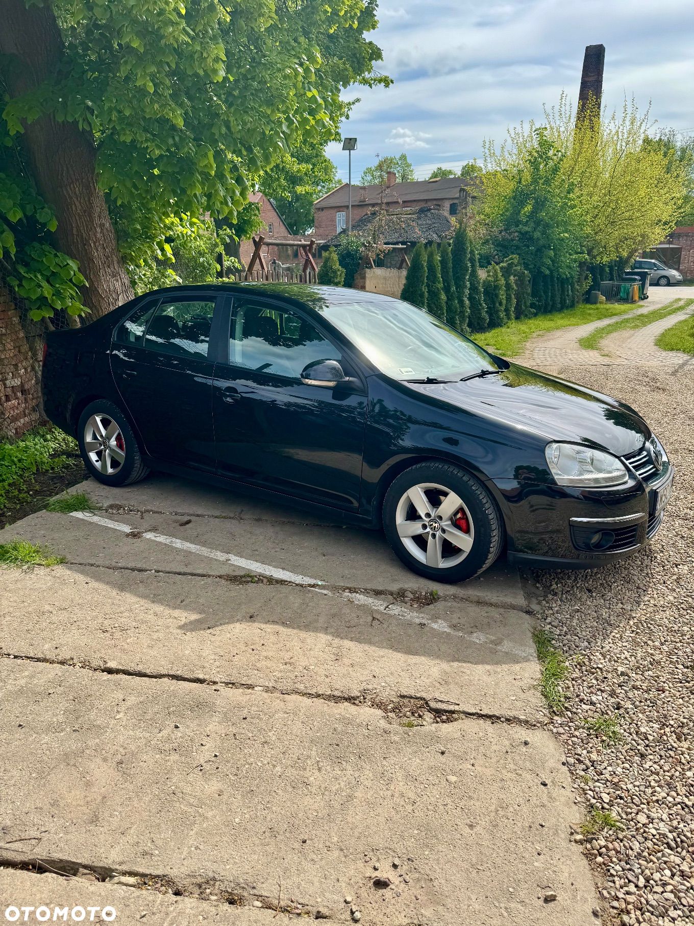 Volkswagen Jetta - 1