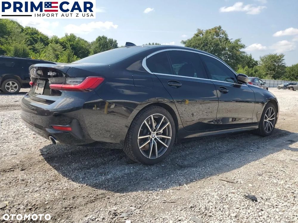 BMW Seria 3 330i xDrive - 3