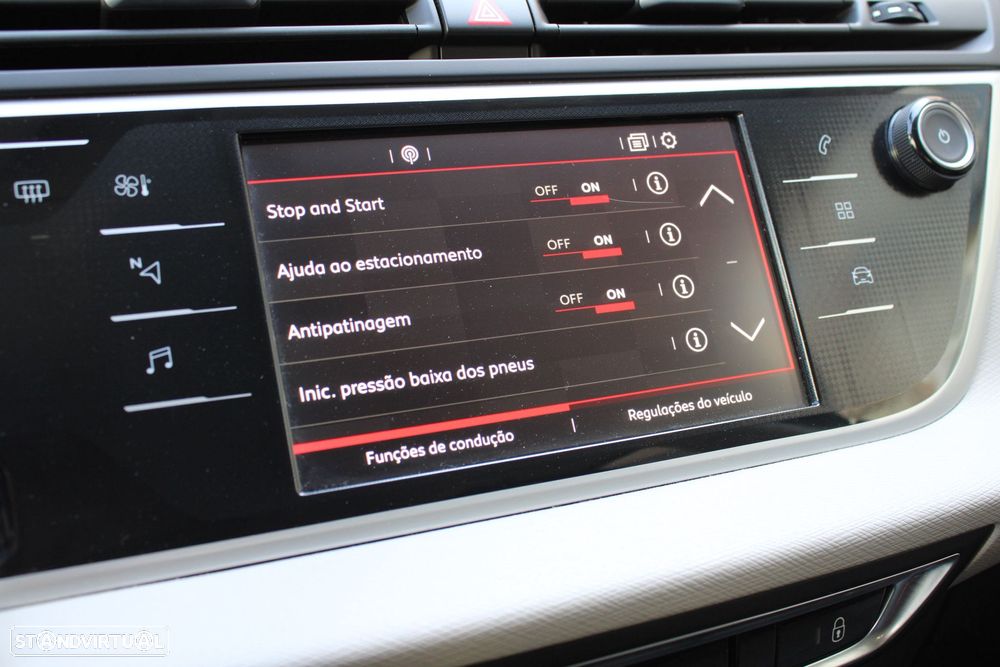 Citroën C4 Spacetourer PureTech 130 Stop&Start EAT8 SHINE - 24