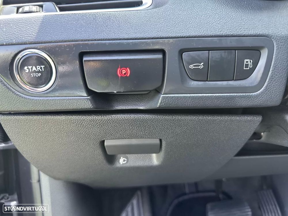 Peugeot 508 SW BlueHDi 120 EAT6 Stop&Start Allure - 27