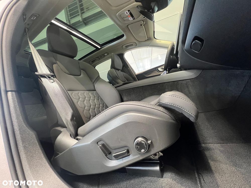 Volvo XC 60 B5 B AWD Plus Bright - 21