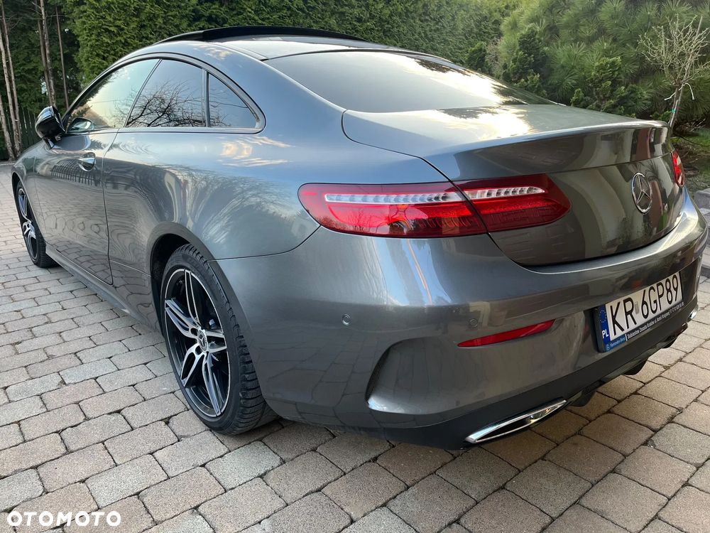 Mercedes-Benz Klasa E 220 d 4-Matic 9G-TRONIC - 10