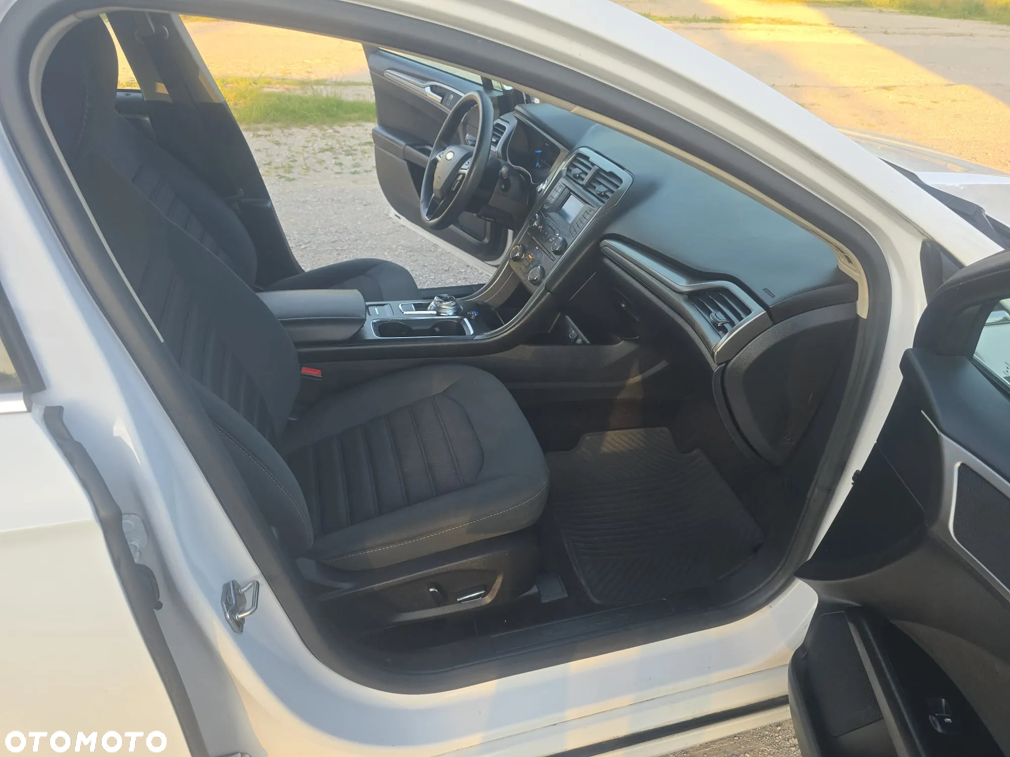 Ford Fusion - 8
