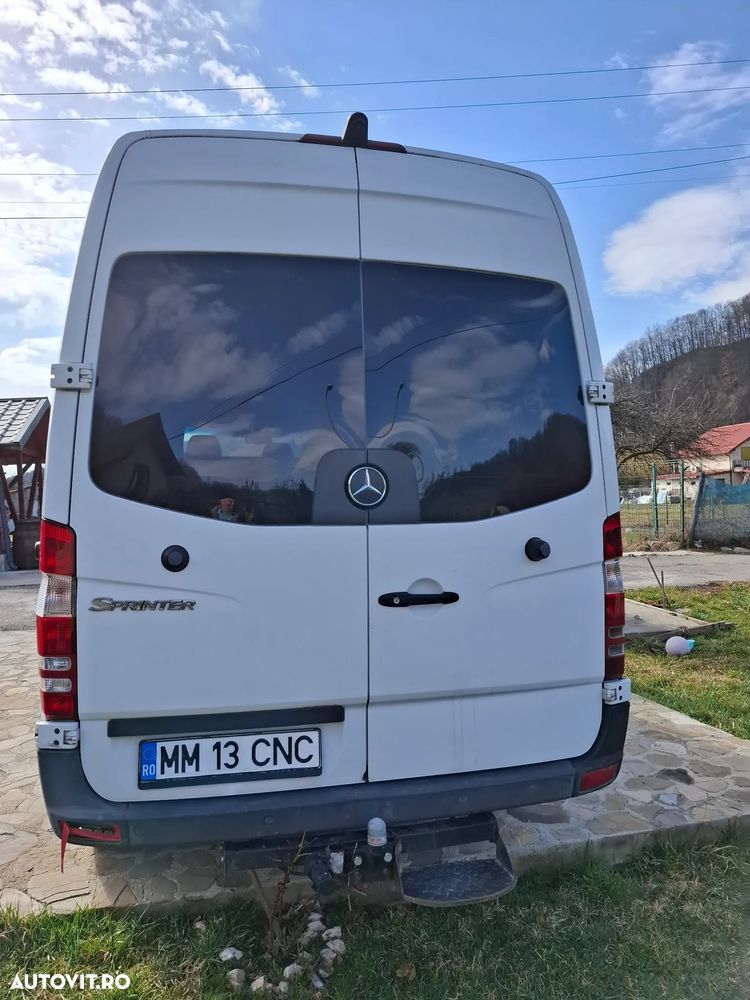 Mercedes-Benz Sprinter - 5