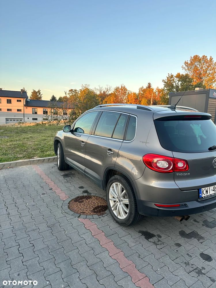 Volkswagen Tiguan - 13