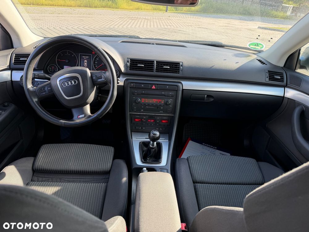 Audi A4 Avant 2.0 TDI - 30
