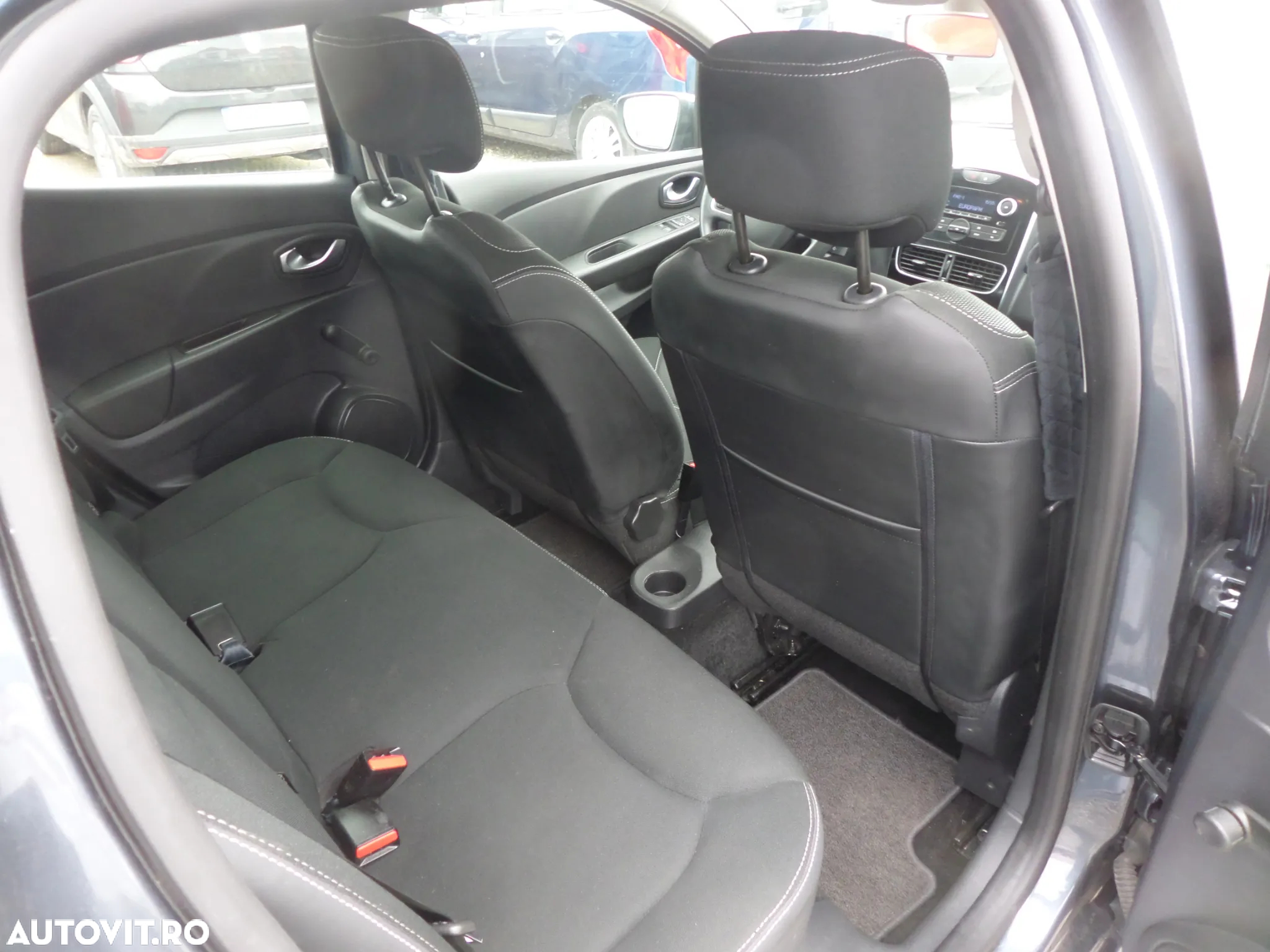 Renault Clio - 14