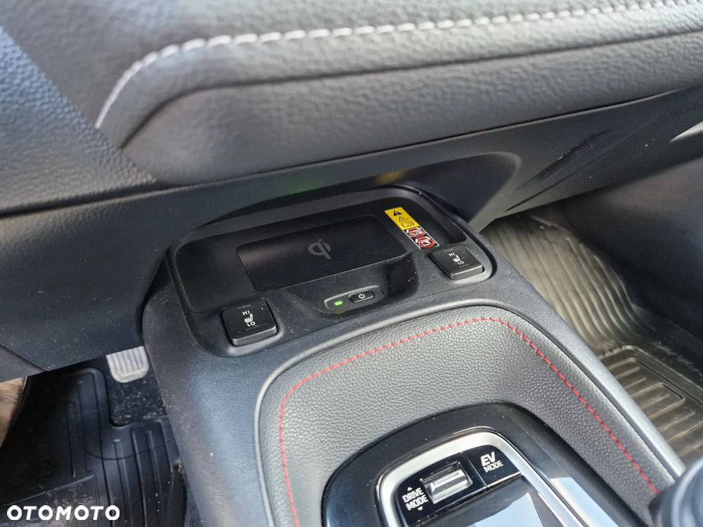 Toyota Corolla 2.0 Hybrid GR Sport Dynamic - 25